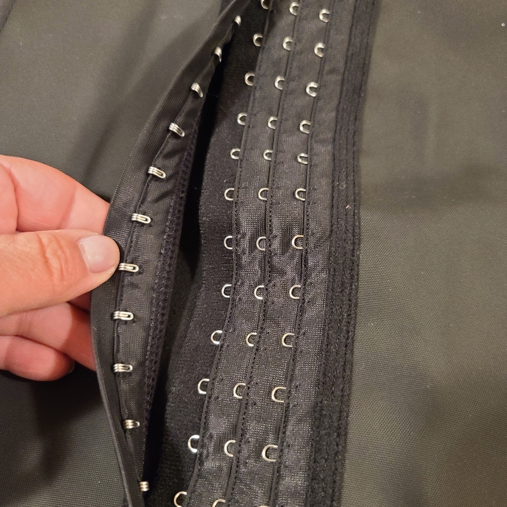 Waist trainers
